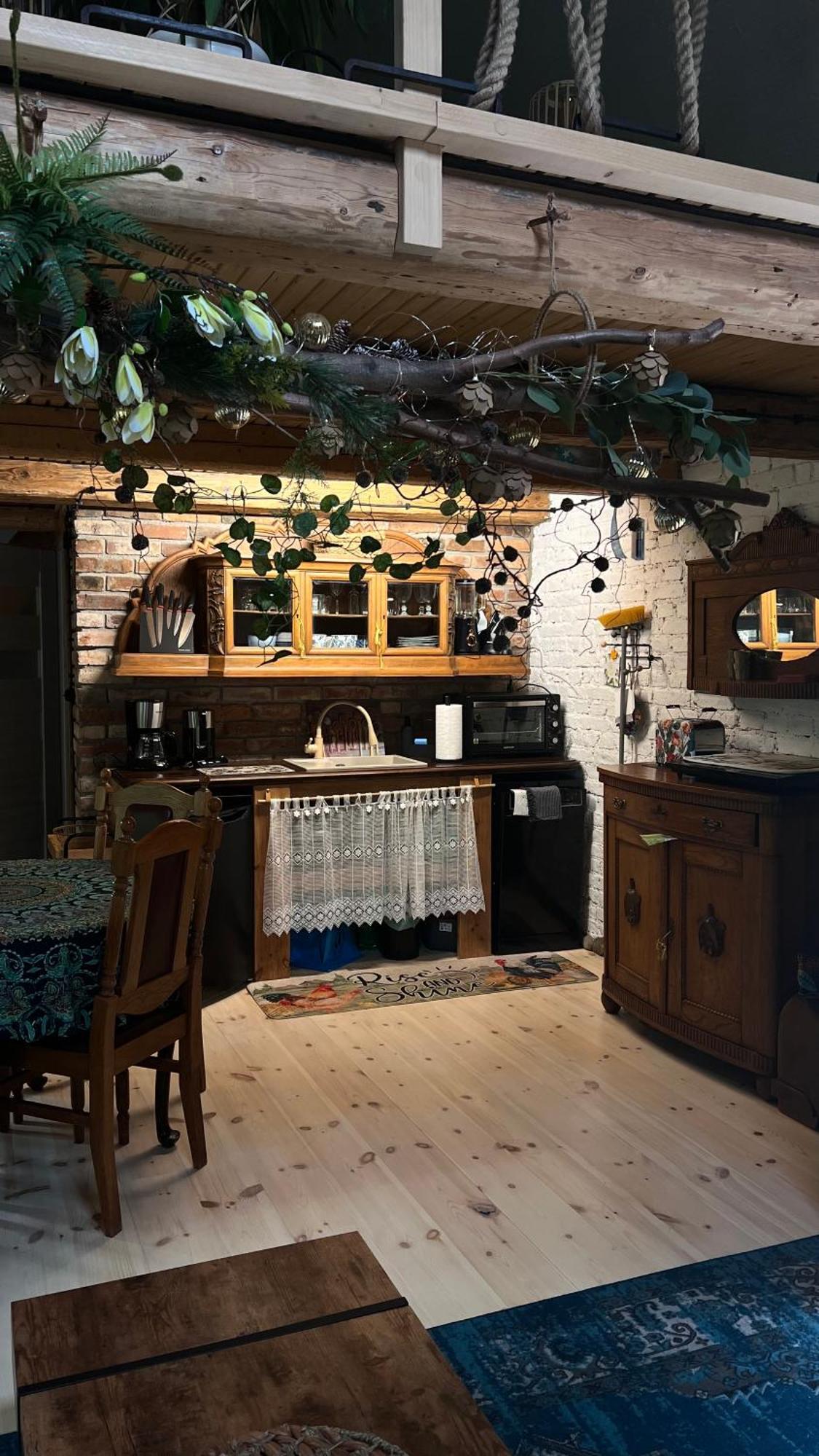 Apartamenty 3 Pory Roku Komarno Kültér fotó